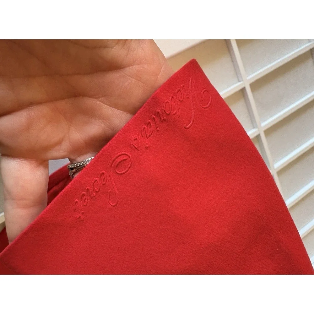NWT Victoria's Secret Incredible Unlined Plunge Bra Lipstick Red 36D $39.50